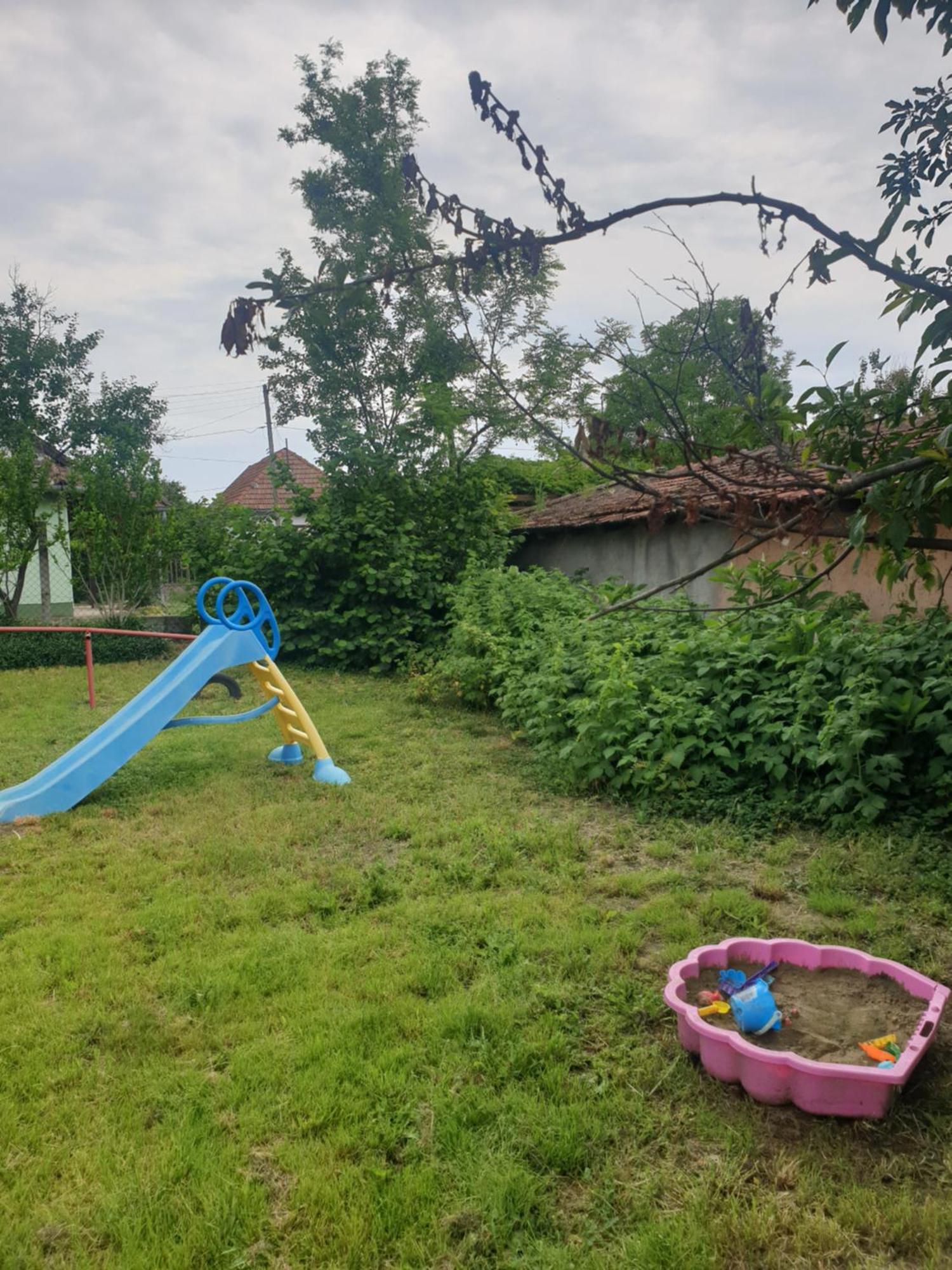 Janka Vendeghaz Es Apartman Abadszalok ภายนอก รูปภาพ
