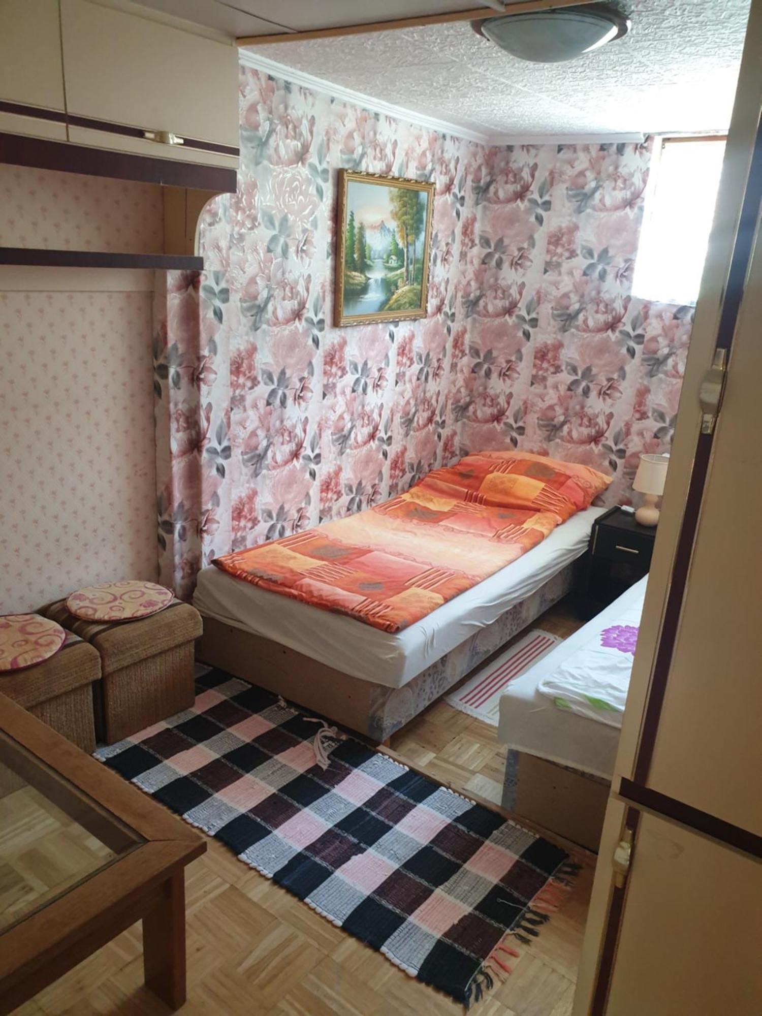 Janka Vendeghaz Es Apartman Abadszalok ห้อง รูปภาพ